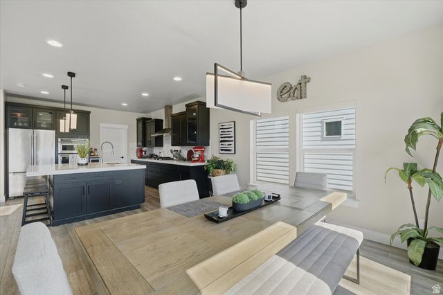 868 N 2125 W, Layton, UT 84041
