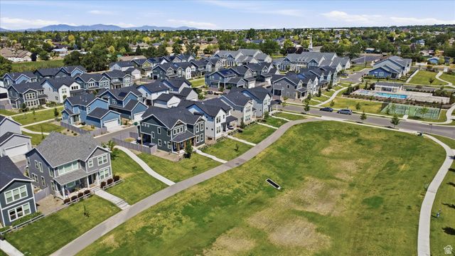868 N 2125 W, Layton, UT 84041