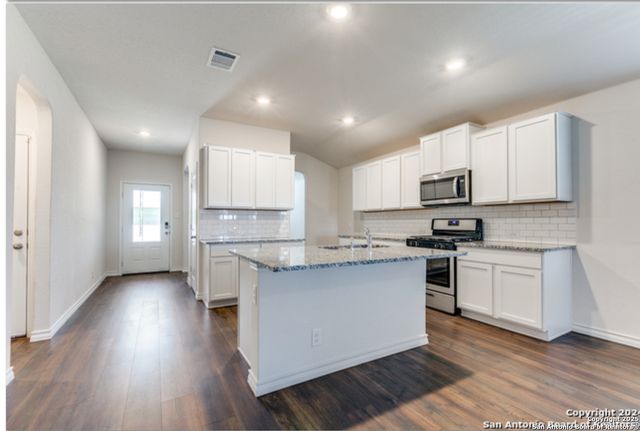 232 Cuban Emerald, San Antonio, TX 78253