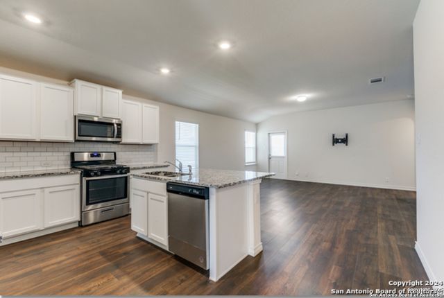 232 Cuban Emerald, San Antonio, TX 78253