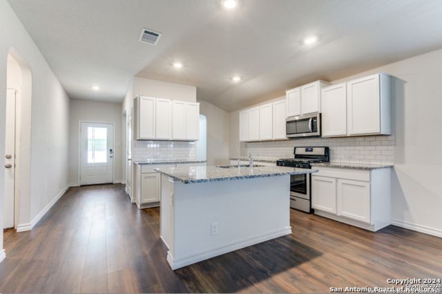232 Cuban Emerald, San Antonio, TX 78253