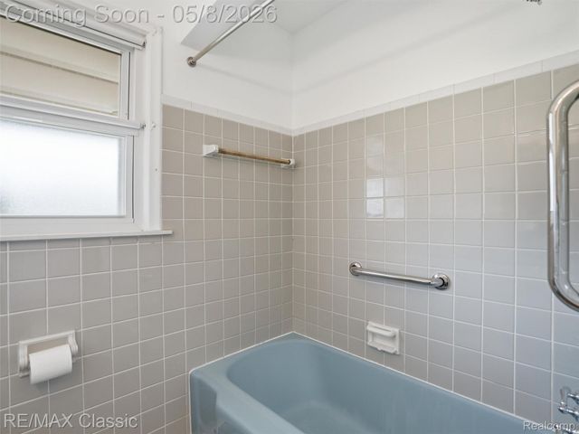 9116 Tecumseh Avenue, Redford Charter Township, MI 48239