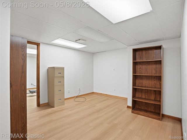 9116 Tecumseh Avenue, Redford Charter Township, MI 48239