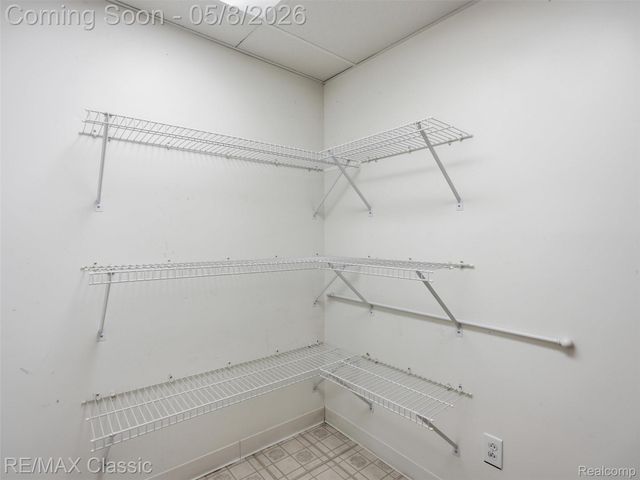 9116 Tecumseh Avenue, Redford Charter Township, MI 48239