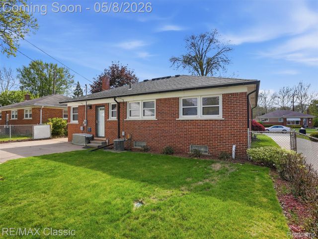 9116 Tecumseh Avenue, Redford Charter Township, MI 48239