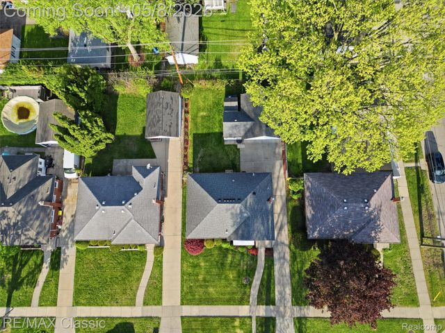 9116 Tecumseh Avenue, Redford Charter Township, MI 48239