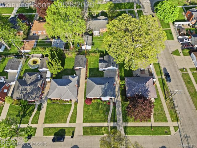 9116 Tecumseh Avenue, Redford Charter Township, MI 48239