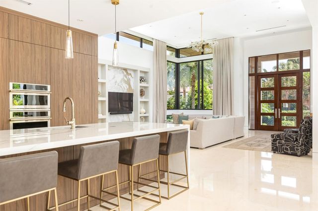 135 Churchill Road, West Palm Beach, FL 33405
