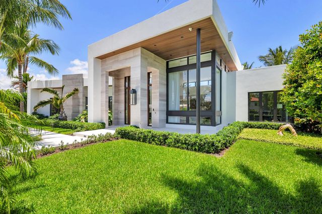 135 Churchill Road, West Palm Beach, FL 33405