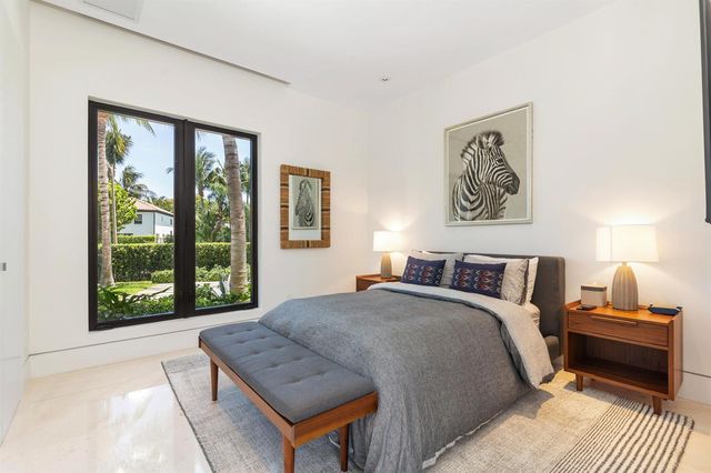 135 Churchill Road, West Palm Beach, FL 33405
