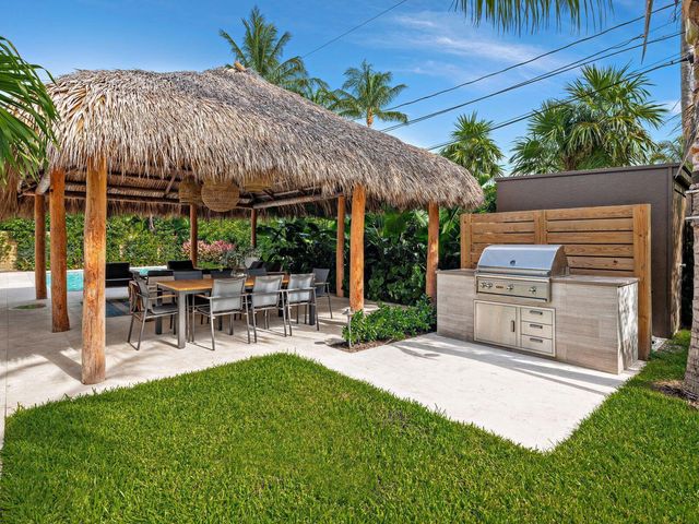 135 Churchill Road, West Palm Beach, FL 33405