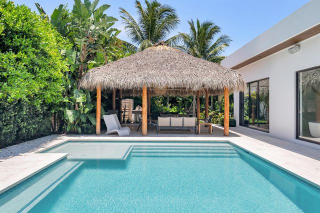 135 Churchill Road, West Palm Beach, FL 33405