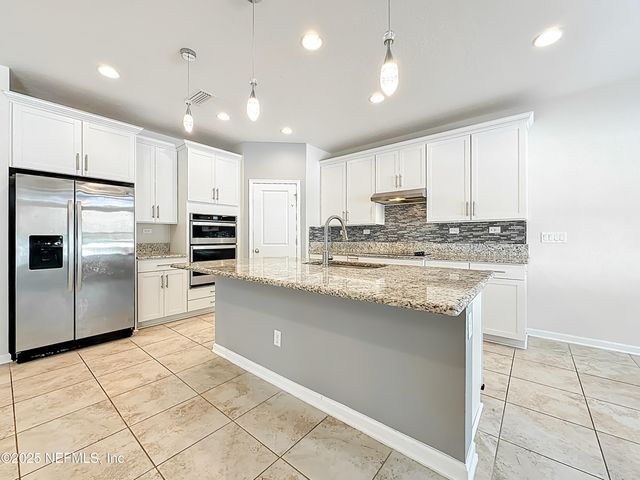 2103 HAWKEYE Place, Fleming Island, FL 32003