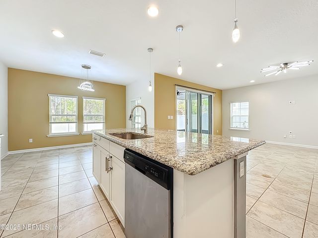 2103 HAWKEYE Place, Fleming Island, FL 32003