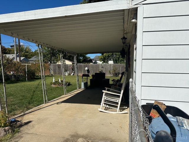 20 Flamingo Drive, St Clair Twp, OH 45013