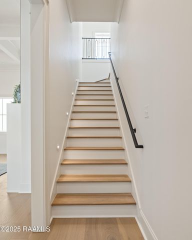 207 Barkhill Drive, Lafayette, LA 70508