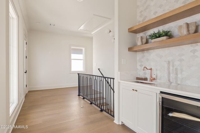 207 Barkhill Drive, Lafayette, LA 70508