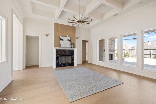 207 Barkhill Drive, Lafayette, LA 70508