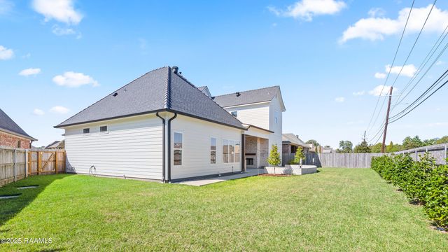 207 Barkhill Drive, Lafayette, LA 70508