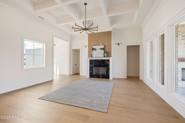 207 Barkhill Drive, Lafayette, LA 70508