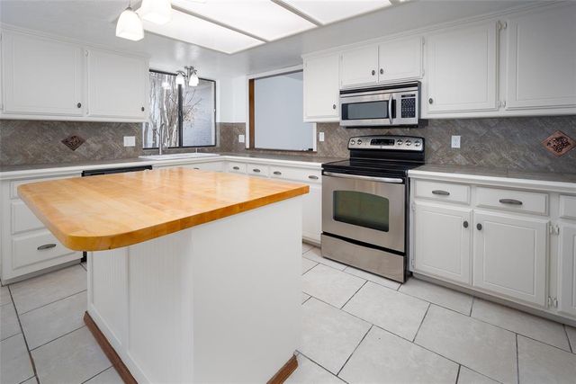 2400 Northwood Lane, Edmond, OK 73013