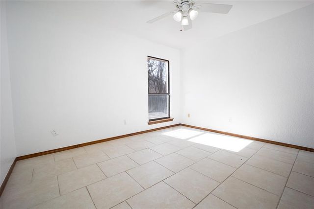 2400 Northwood Lane, Edmond, OK 73013