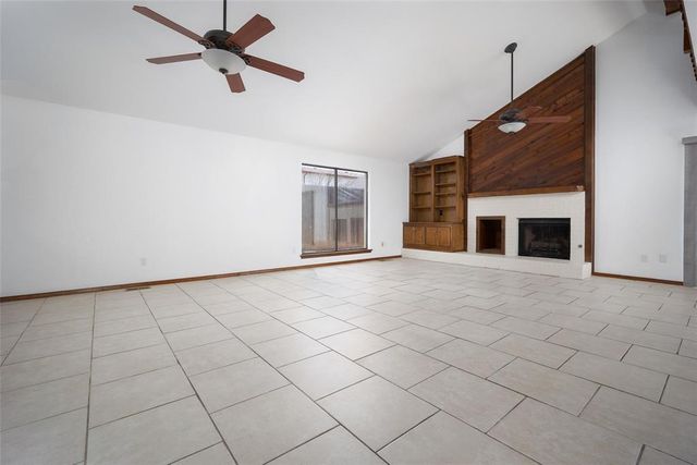 2400 Northwood Lane, Edmond, OK 73013