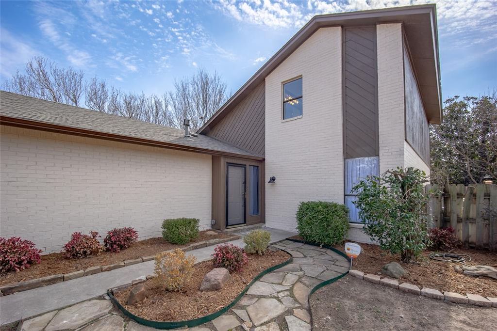 2400 Northwood Lane, Edmond, OK 73013