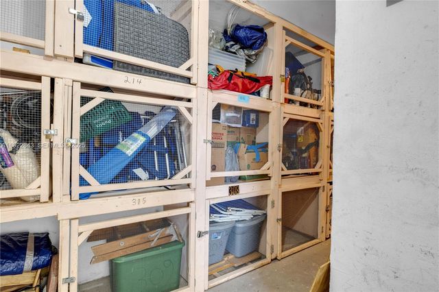 16750 NE 14th Ave 308, Miami, FL 33162