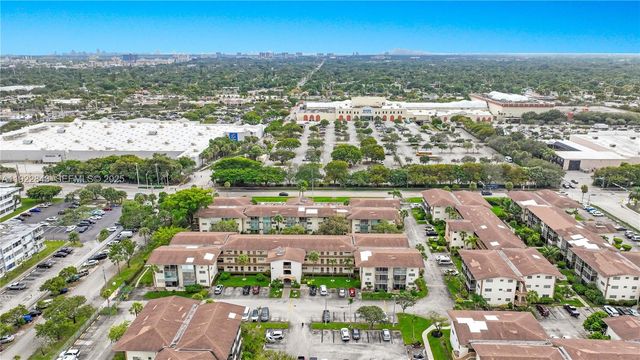 16750 NE 14th Ave 308, Miami, FL 33162