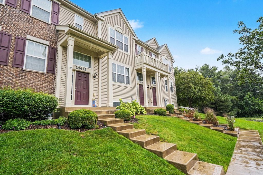 24617 Patriot Square Drive S, Plainfield, IL 60544