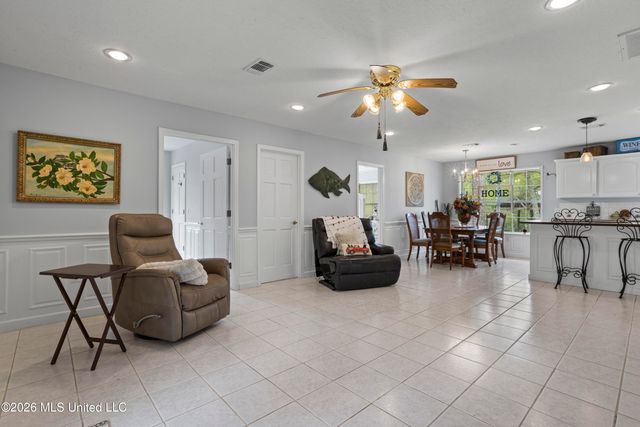 3401 Goldenrod Avenue, Moss Point, MS 39562