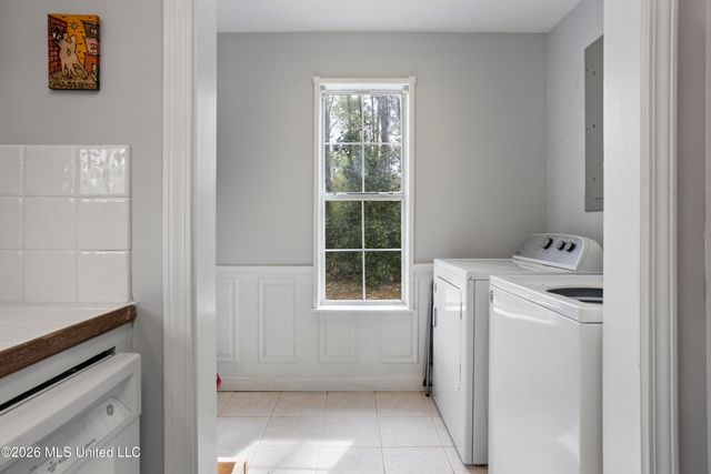 3401 Goldenrod Avenue, Moss Point, MS 39562