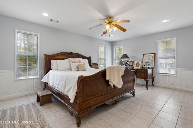 3401 Goldenrod Avenue, Moss Point, MS 39562