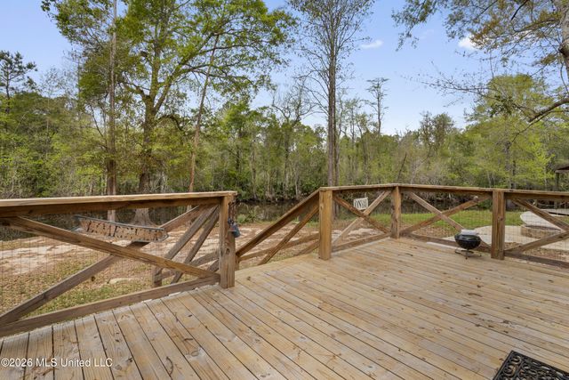 3401 Goldenrod Avenue, Moss Point, MS 39562