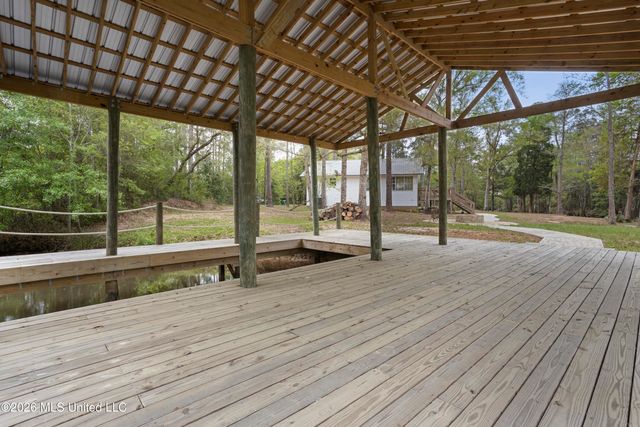 3401 Goldenrod Avenue, Moss Point, MS 39562