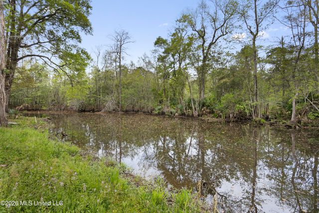 3401 Goldenrod Avenue, Moss Point, MS 39562