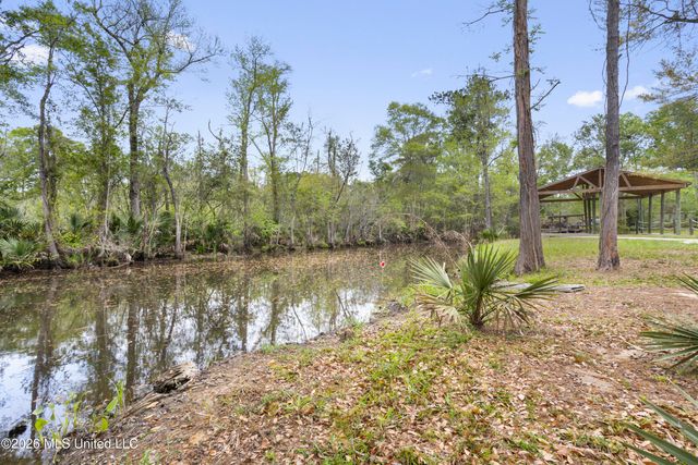 3401 Goldenrod Avenue, Moss Point, MS 39562