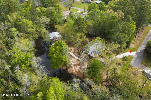 3401 Goldenrod Avenue, Moss Point, MS 39562