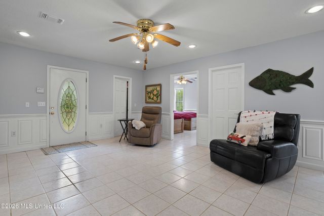 3401 Goldenrod Avenue, Moss Point, MS 39562