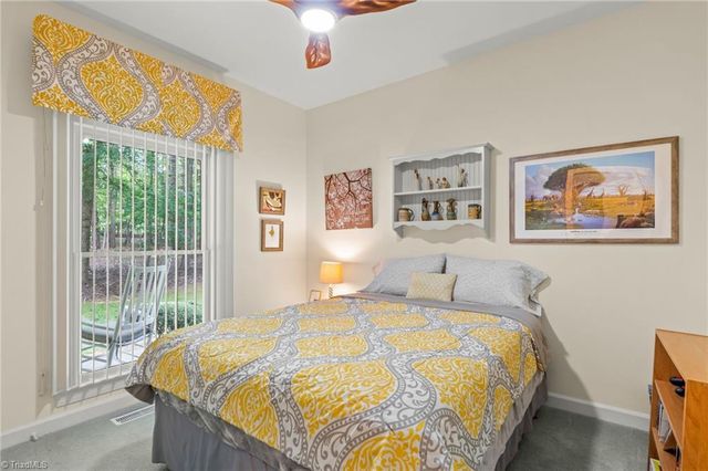 434 Yachtsmans Point Drive, Lexington, NC 27292