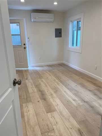 900 E Garfield Avenue C, Glendale, CA 91205