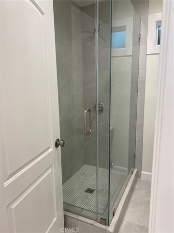 900 E Garfield Avenue C, Glendale, CA 91205