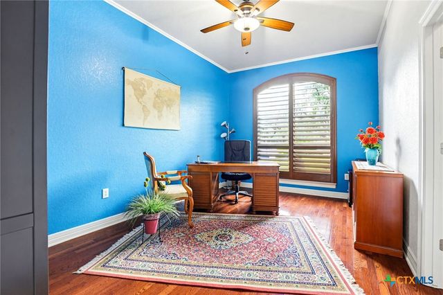 8211 Wild Wind Park, San Antonio, TX 78266