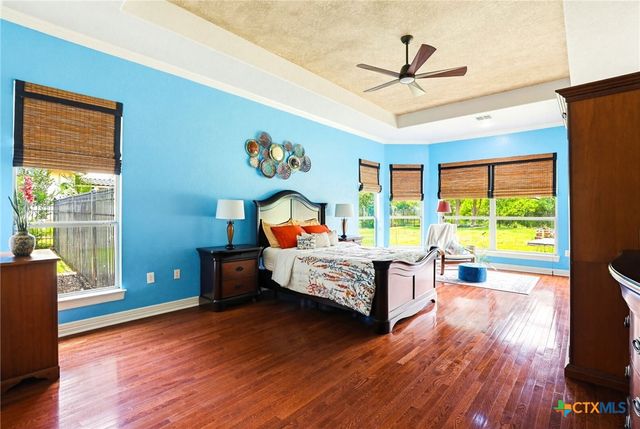 8211 Wild Wind Park, San Antonio, TX 78266