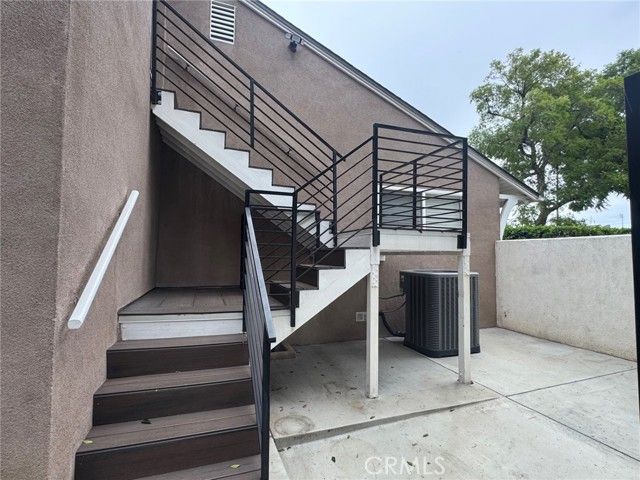 16357 Vintage Street, North Hills (los Angeles), CA 91343