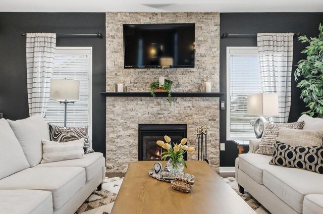 404 Bella Way, Sun Prairie, WI 53590