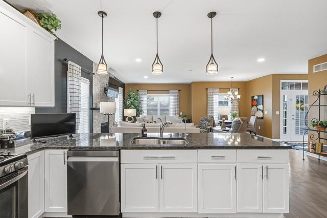 404 Bella Way, Sun Prairie, WI 53590