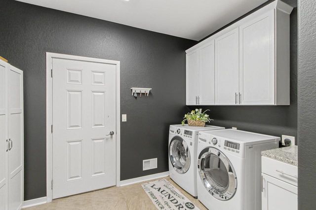 404 Bella Way, Sun Prairie, WI 53590