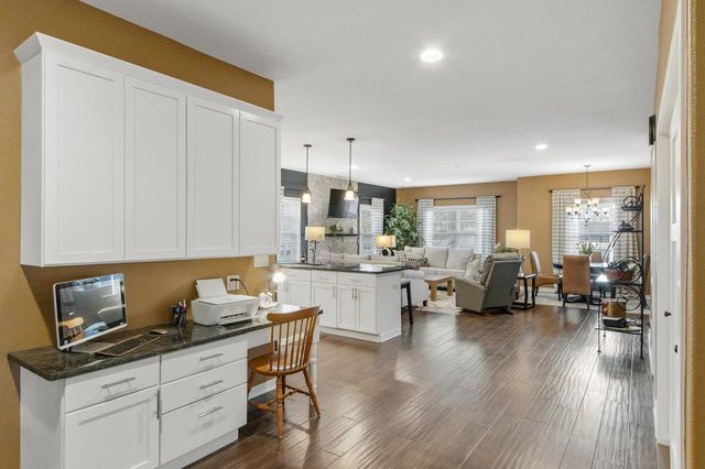 404 Bella Way, Sun Prairie, WI 53590